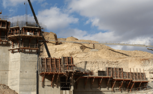 Wadi Dayqah Dam Oman Banner scaled 1 520x320