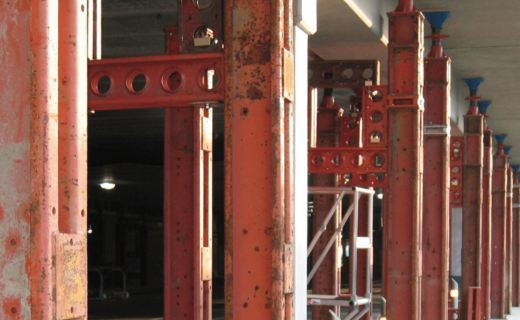 banner needling and propping 520x320